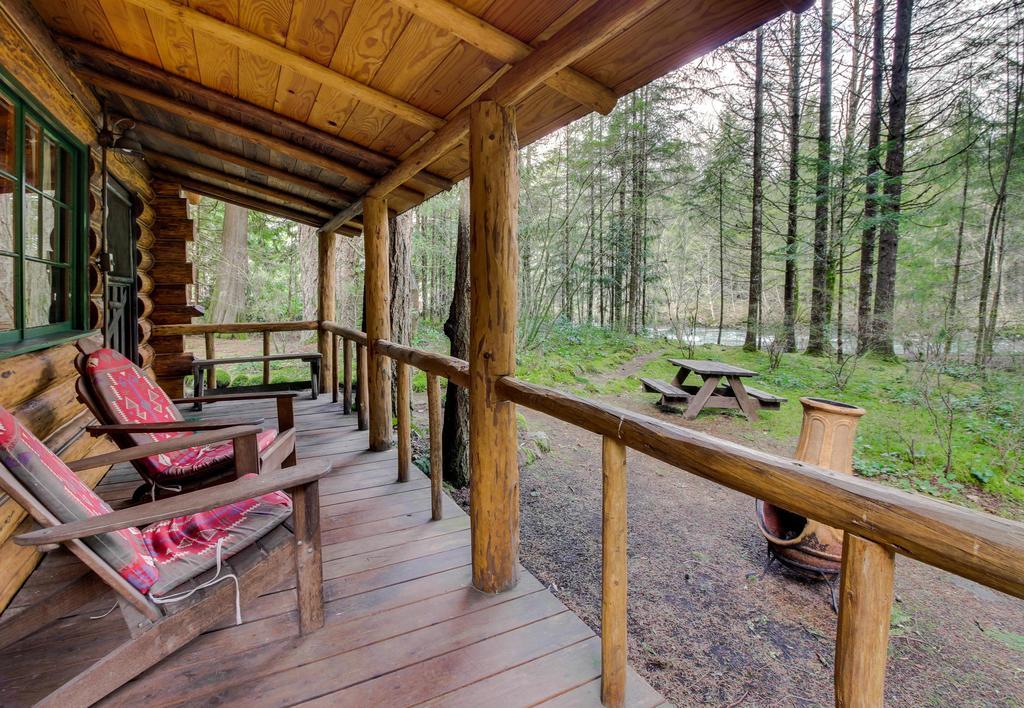 Zoe's Log Cabin Welches Buitenkant foto